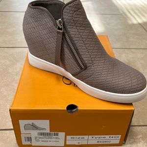 Woman’s Wedge Bootie Sneakers